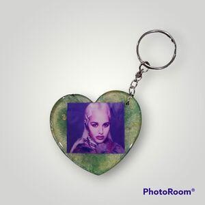 Tommy Genesis Green Glitter Keychain (Z154)